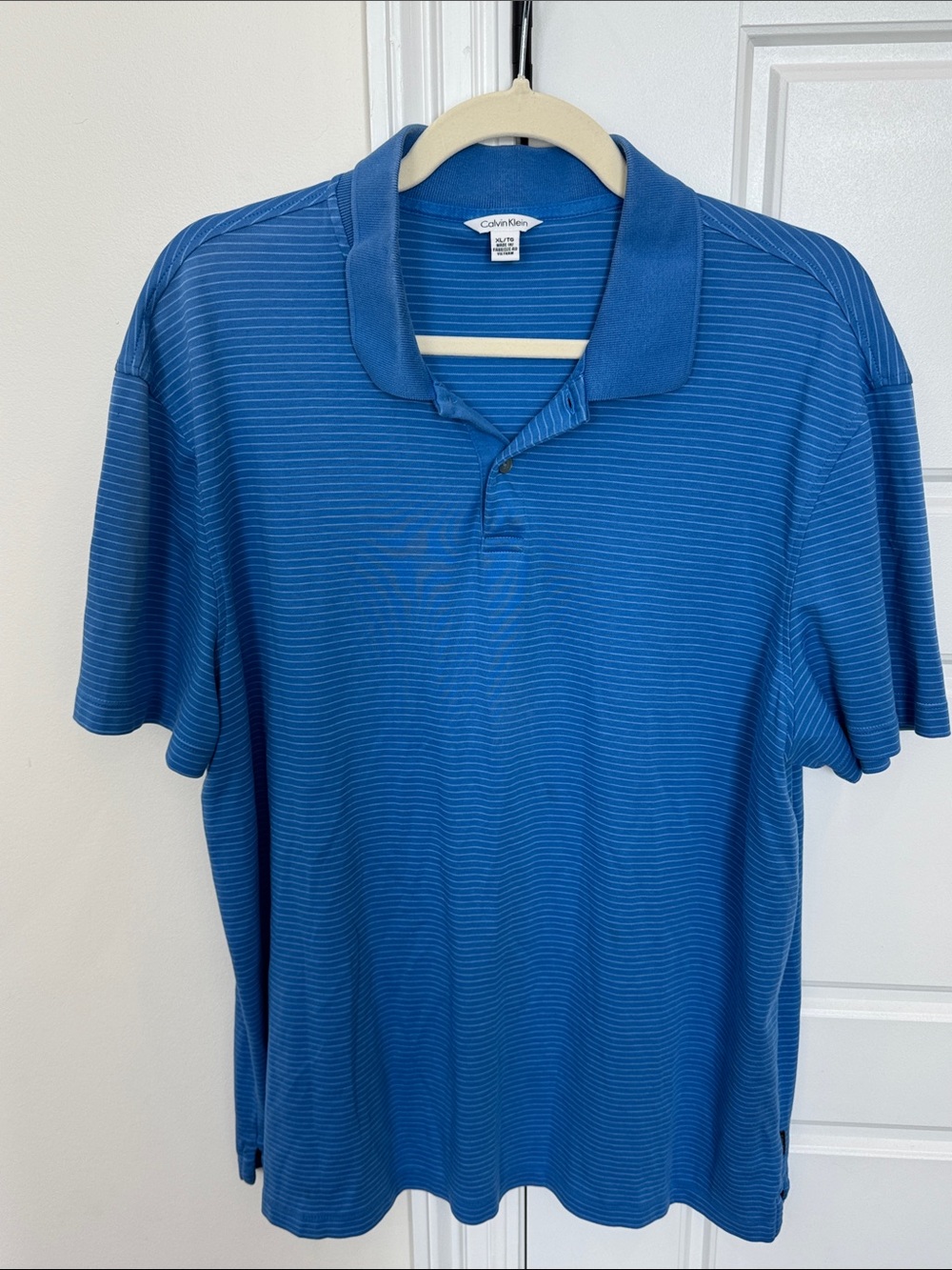 Calvin Klein Men’s Colloared Short Sleeve Shirt Blue Striped Polo, XL